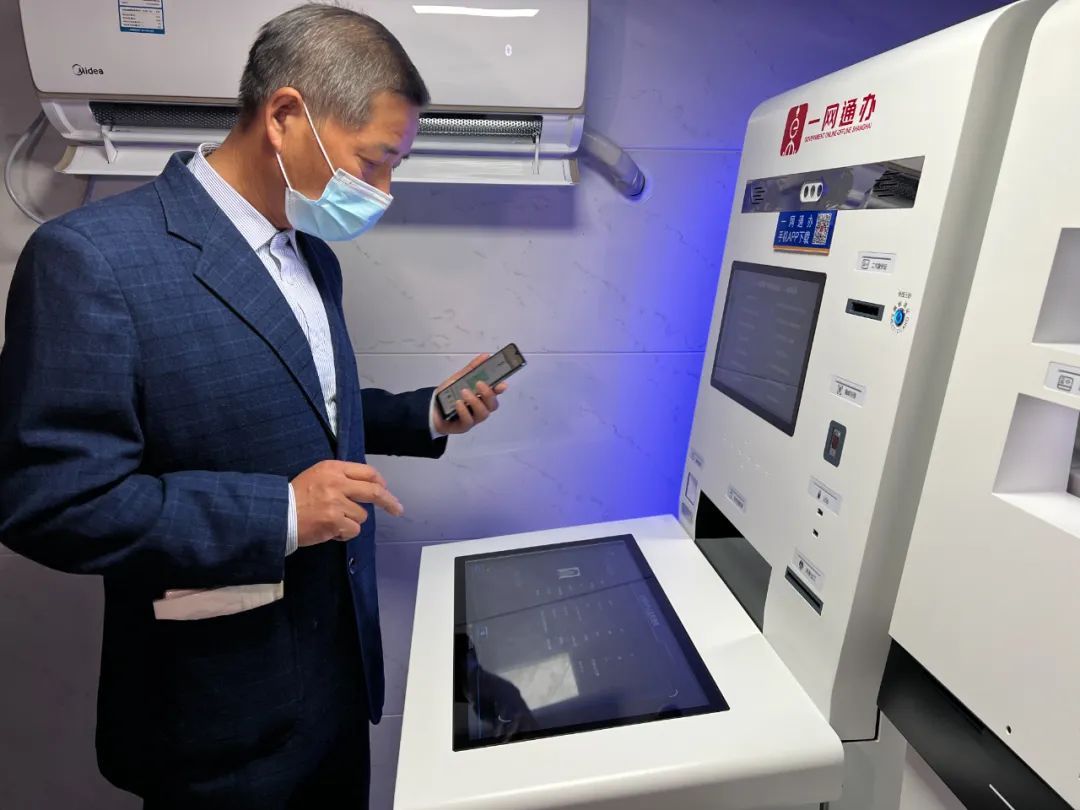 赤峰24小时套医保卡回收商家(有回收医保卡的吗)