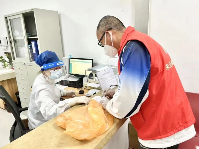 赤峰24小时高价回收医保(24小时高价回收医保医保套出)